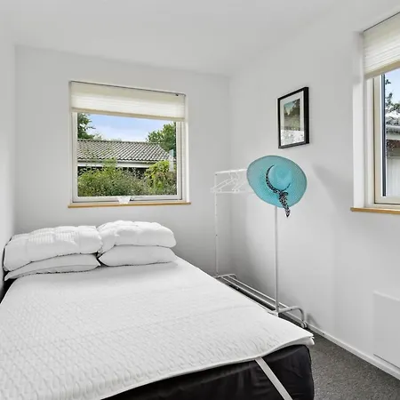 Henric - 500m From The Sea By Interhome * Strøby Ladeplads